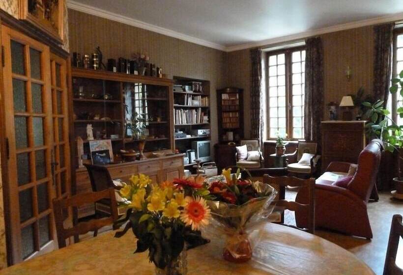 La Demeure De L'ebeniste