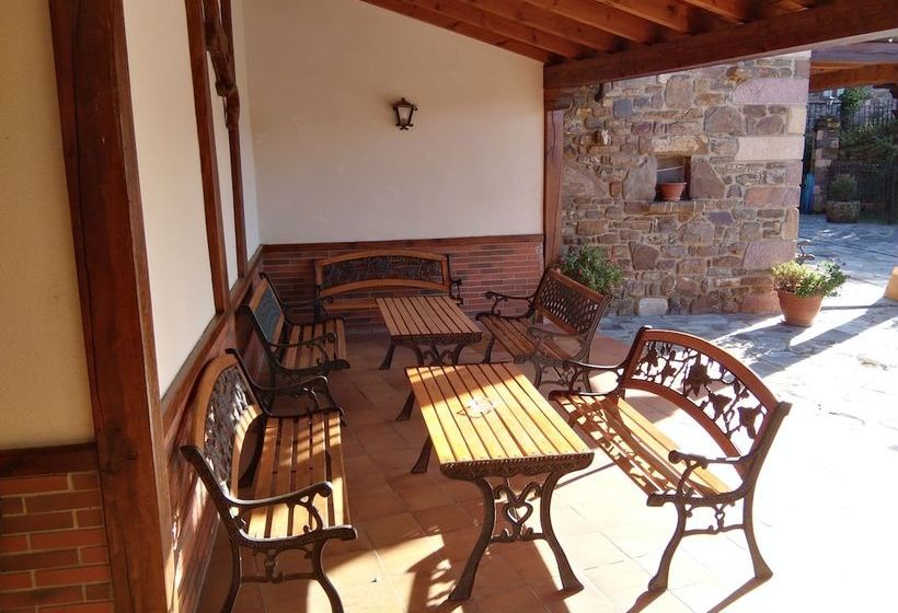 La Hacienda De María