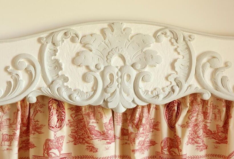 Le Manoir De Ravenoville