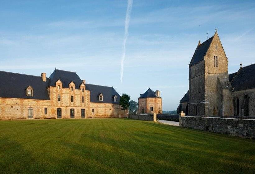 Le Manoir De Ravenoville