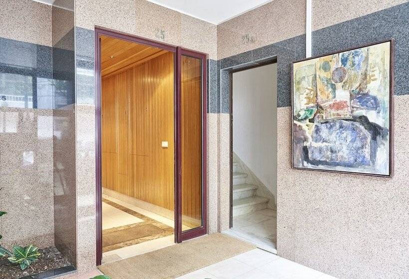 پانسیون Campo Pequeno Avenida