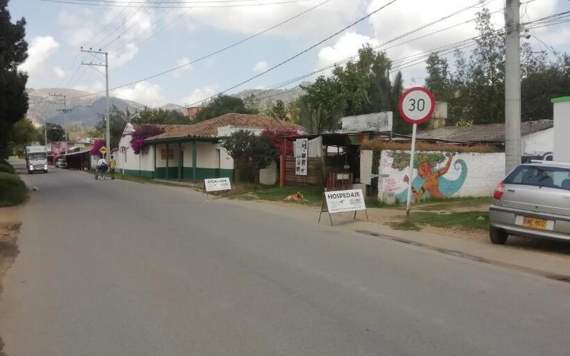 بنسيون Hostal Caminos De Suesca