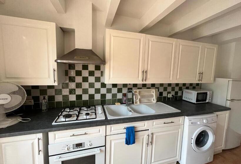 بنسيون K.n.c.1601