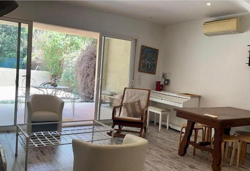 بنسيون K.n.c.1601