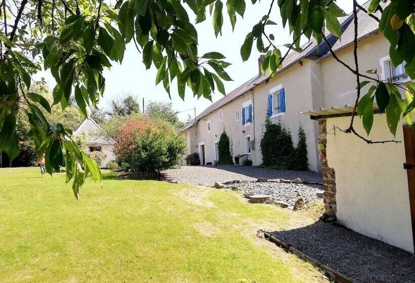 بنسيون La Parisiere