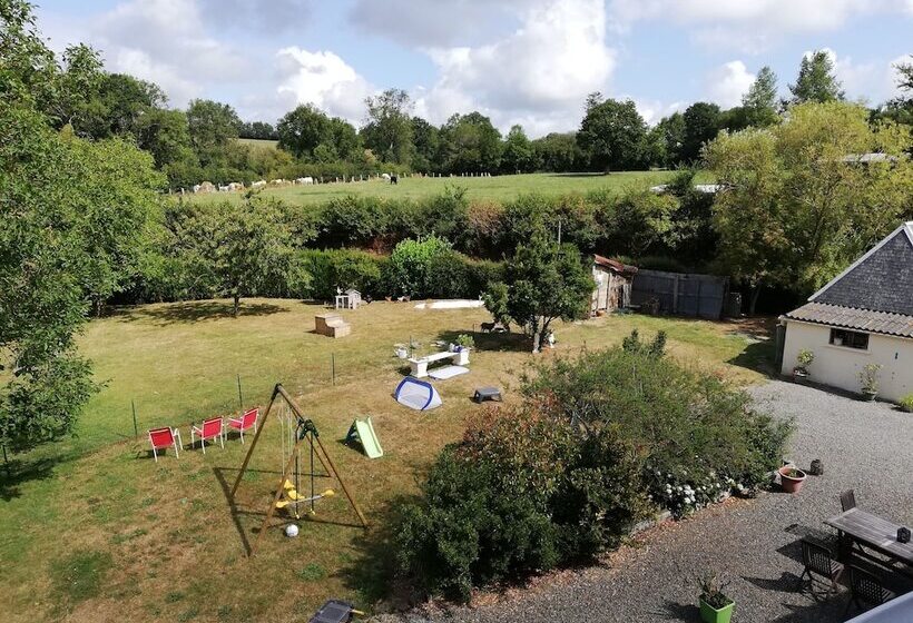 بنسيون La Parisiere