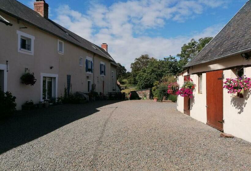 بنسيون La Parisiere