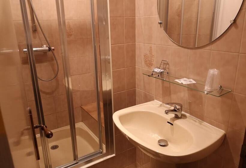 膳宿费 Logis Le Manoir De La Foulerie