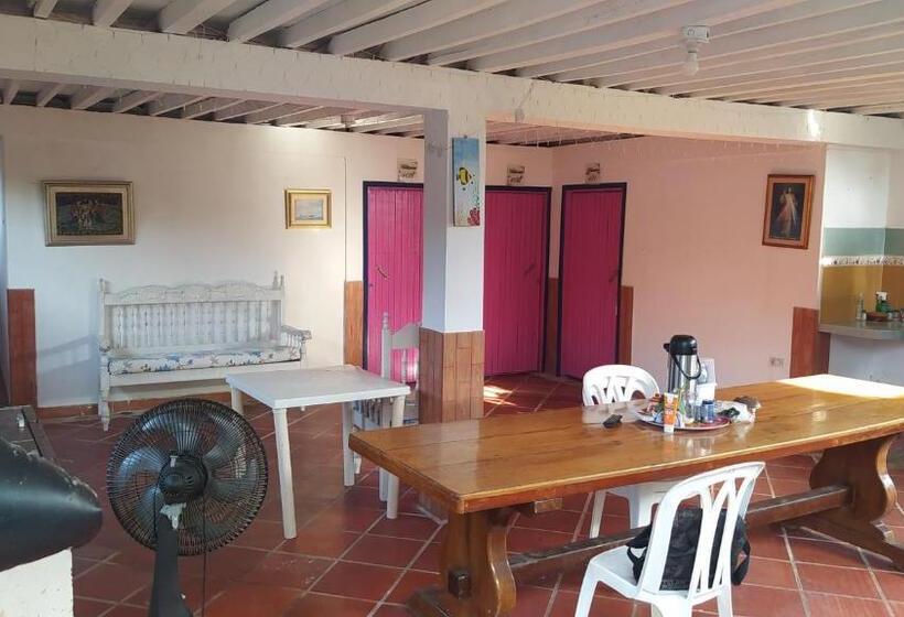 פנסיון Milimar Hostal