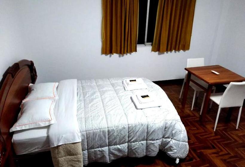 پانسیون Santa Victoria House