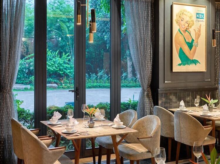 Ravatel Luxury Hotel Bac Giang