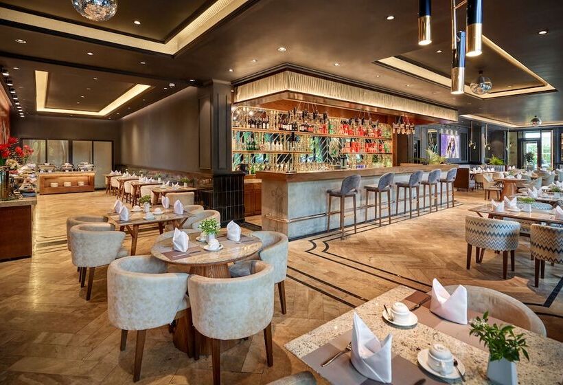 Ravatel Luxury Hotel Bac Giang