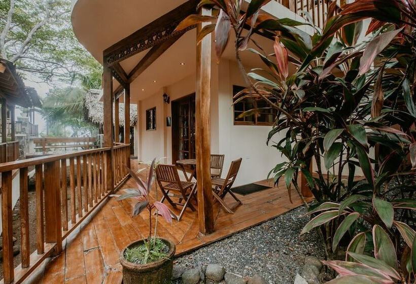 Sansara Surf Yoga & Resort