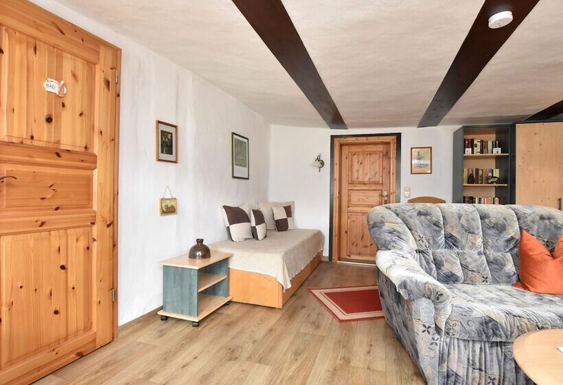 Sleep Under A Thatched Roof Apartment In Ahlbeck Near Haff