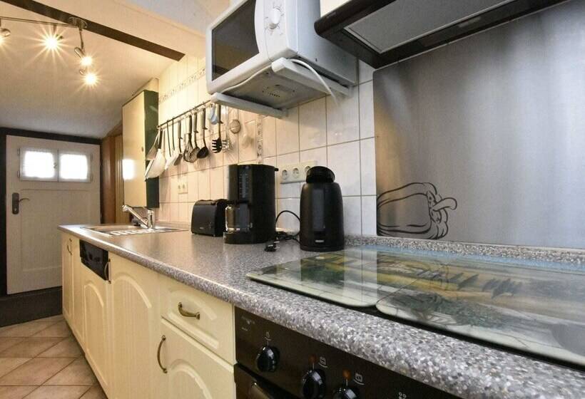 Sleep Under A Thatched Roof Apartment In Ahlbeck Near Haff