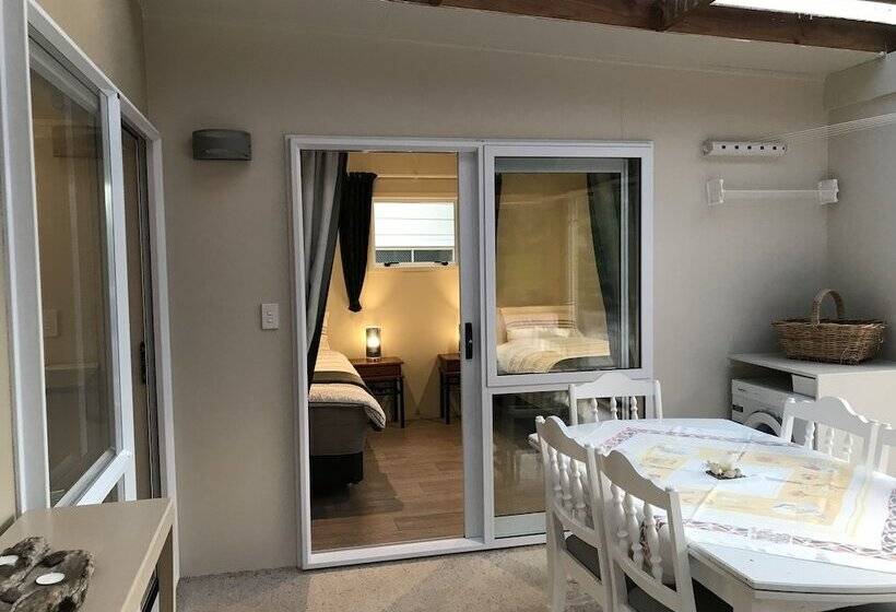 Angie's Rural Retreat