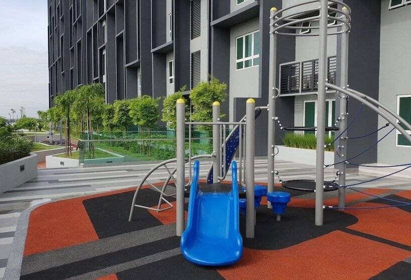 Bekvämhome Impiria Residensi Klang