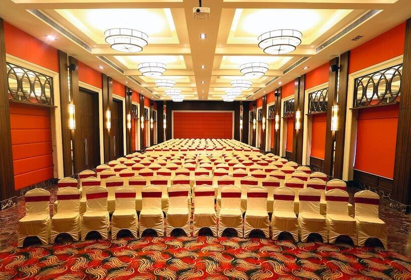 Grand Serenaa Hotel And Resorts