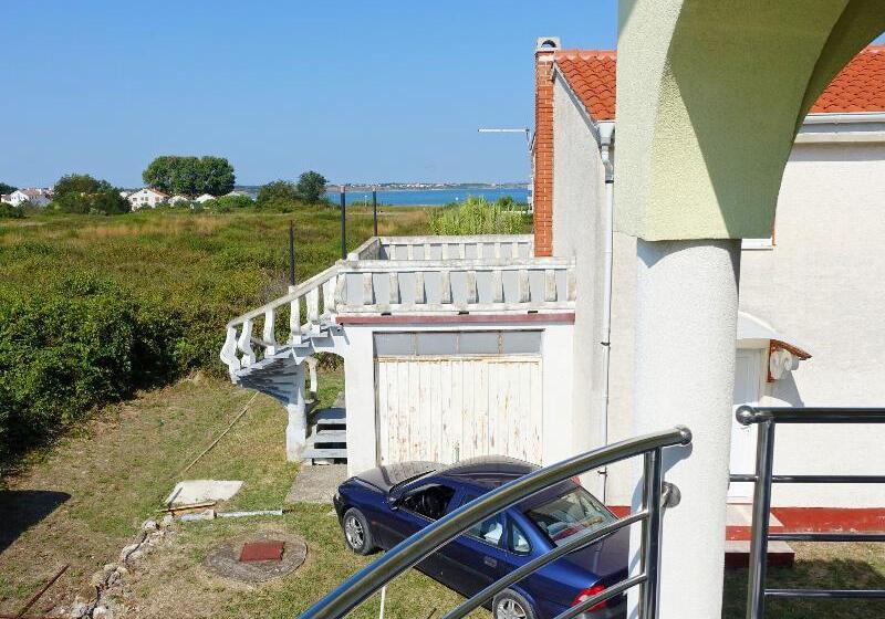 酒店 Apartments Vesna