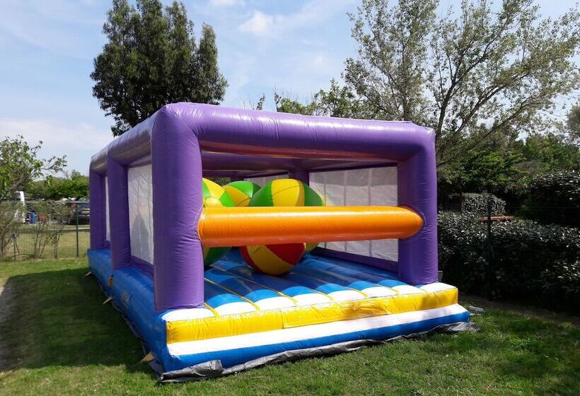 Отель Camping L Oasis Et Le California