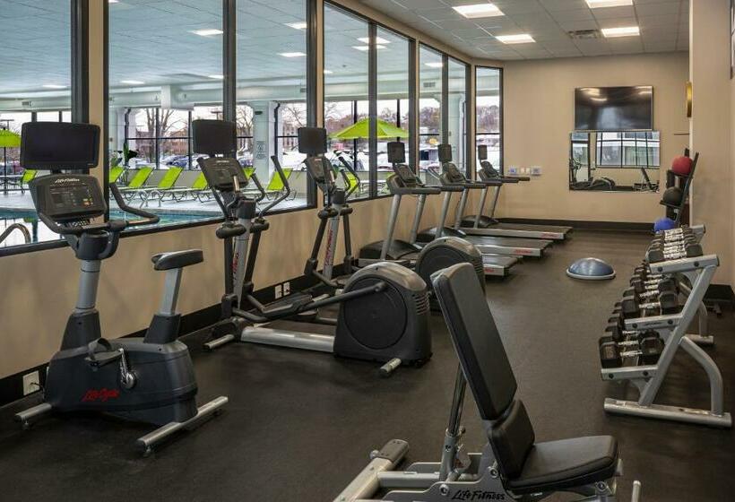 בית מלון כפרי Candlewood Suites   Cleveland South   Independence, An Ihg