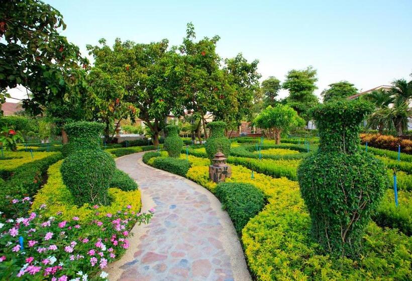 호텔 Chawalun Resort