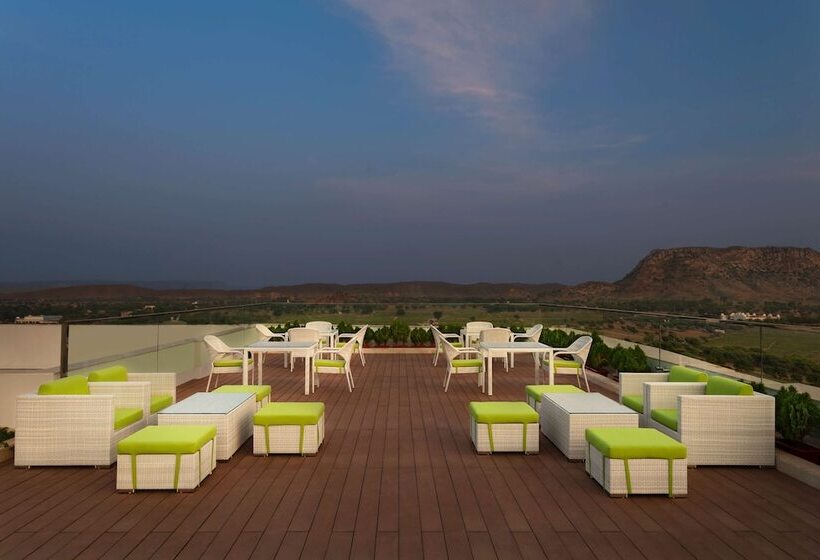 ホテル Doubletree By Hilton Jaipur Amer