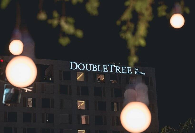 ホテル Doubletree By Hilton Jaipur Amer