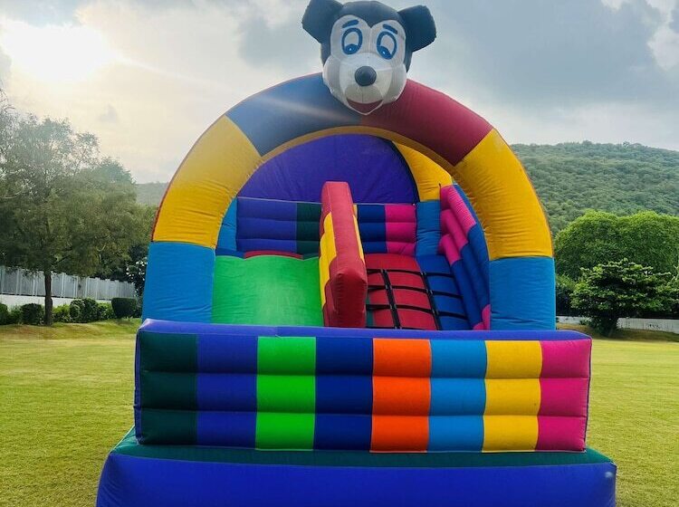 ホテル Doubletree By Hilton Jaipur Amer