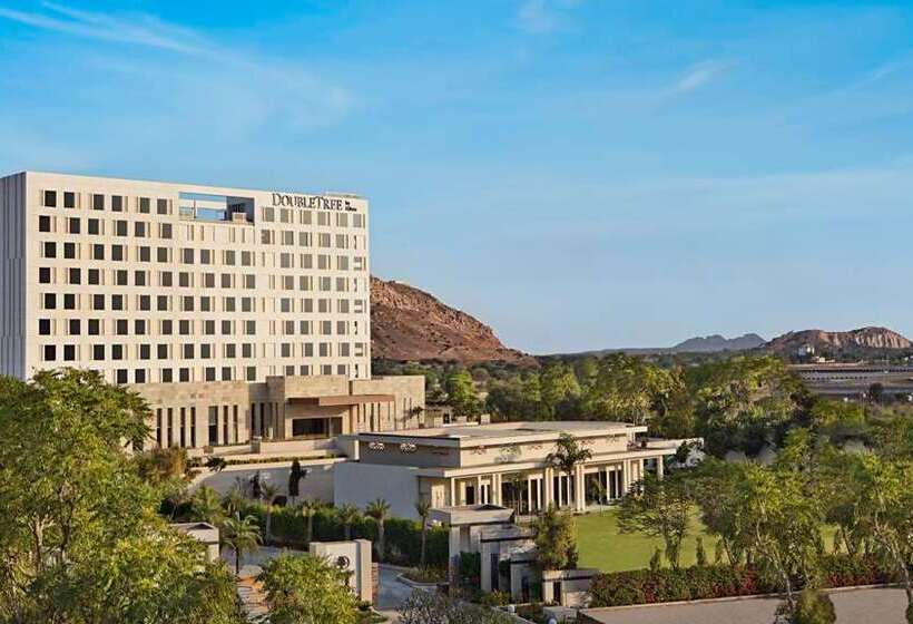 ホテル Doubletree By Hilton Jaipur Amer