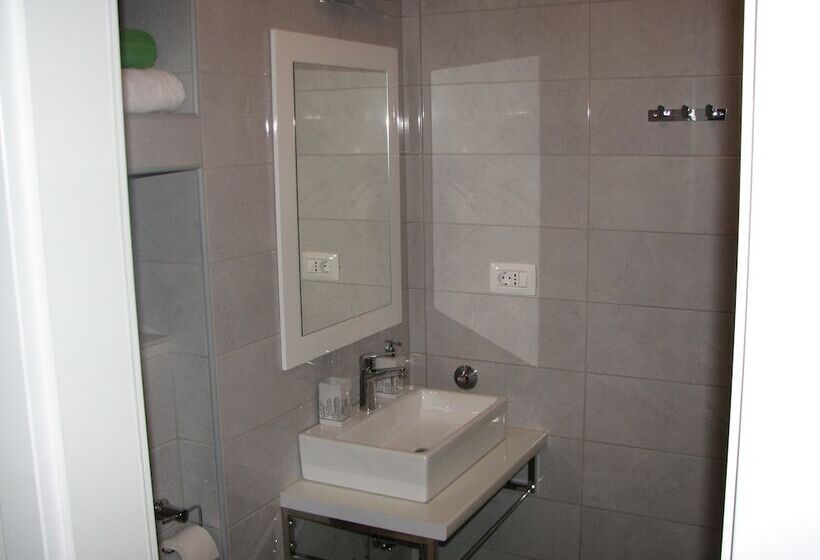 فندق Eva Luxury Rooms & Apartments