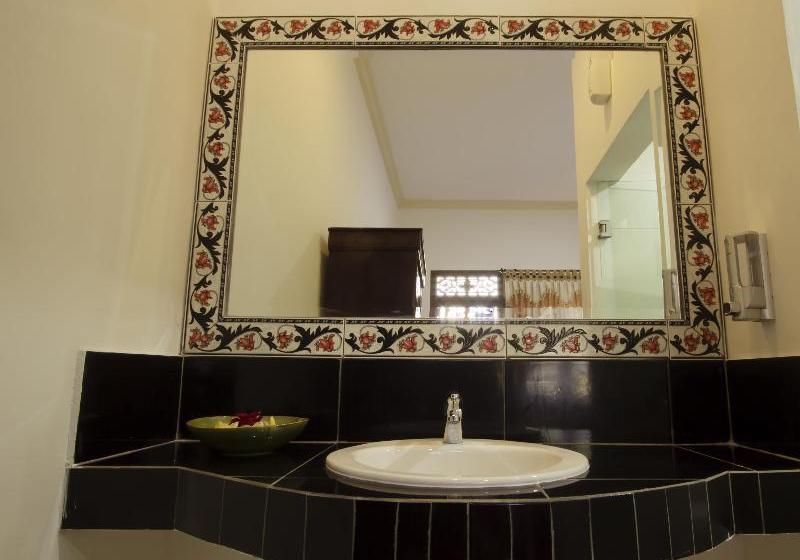 בית מלון כפרי Frangipani Homestay