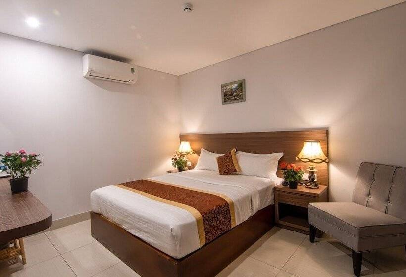 هتل Galaxy Airport