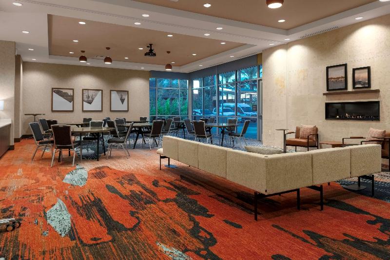 فندق Hilton Garden Inn Chandler Downtown