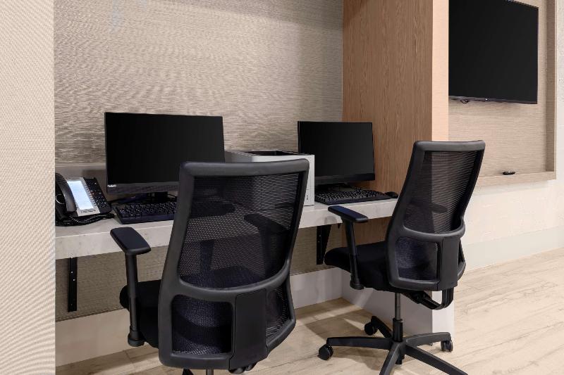 فندق Hilton Garden Inn Ocala Downtown