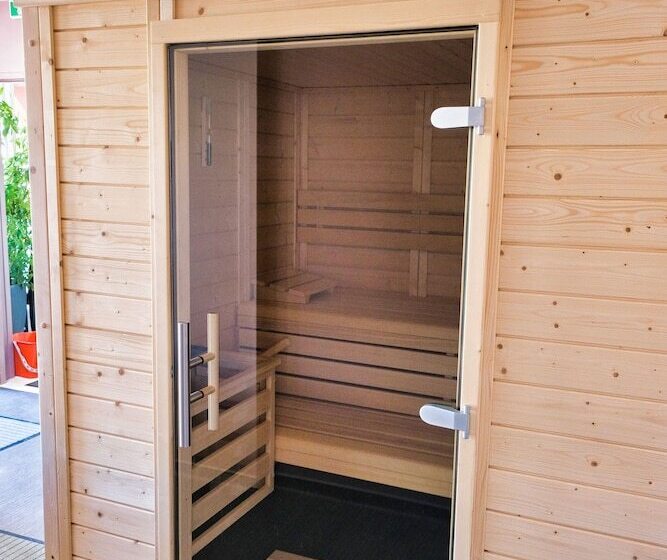 Отель Hôtel Des 2 Golfs