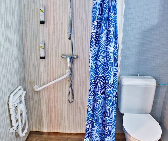 Отель Hôtel Des 2 Golfs