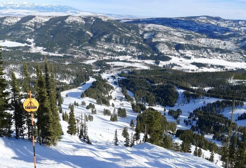 Kimpton   Armory Hotel Bozeman, An Ihg