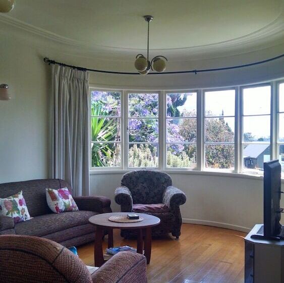 בית מלון כפרי Kiwi Heritage Homestay