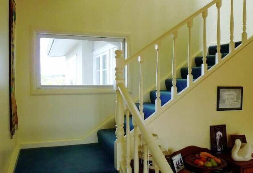 בית מלון כפרי Kiwi Heritage Homestay