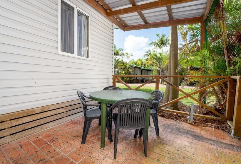 هتل Koala Shores Holiday Park