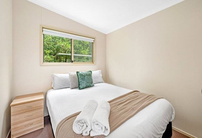 هتل Koala Shores Holiday Park