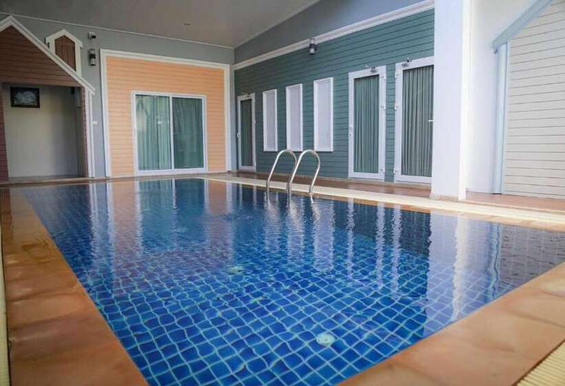 호텔 Maikhao Home Garden Bungalow