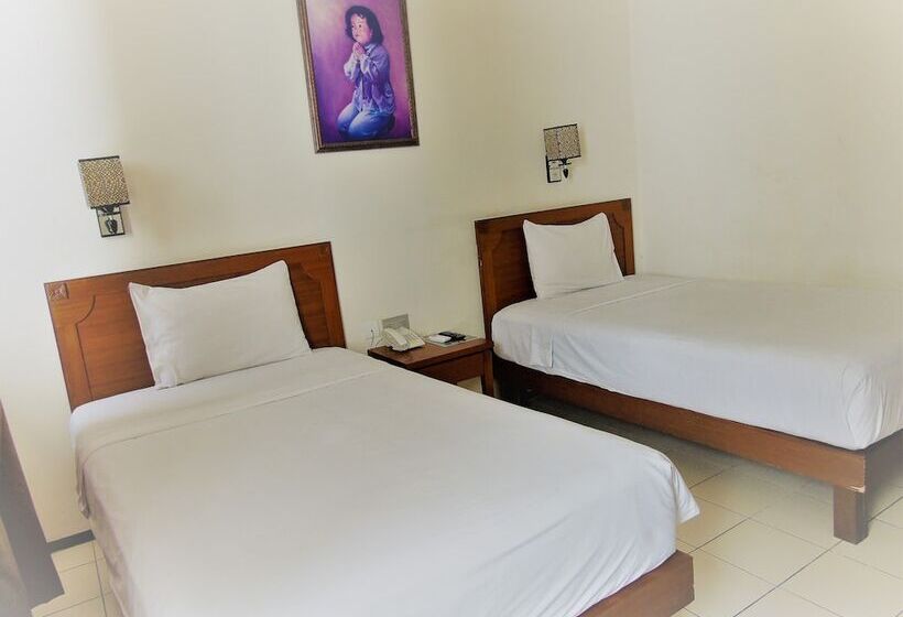 Pia Hotel Cirebon