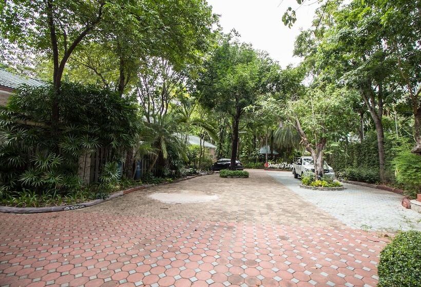 Отель Piyapruk Resort