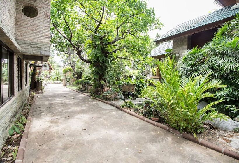 Отель Piyapruk Resort