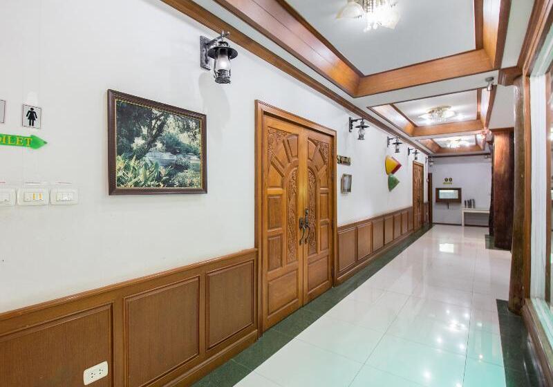 Отель Piyapruk Resort