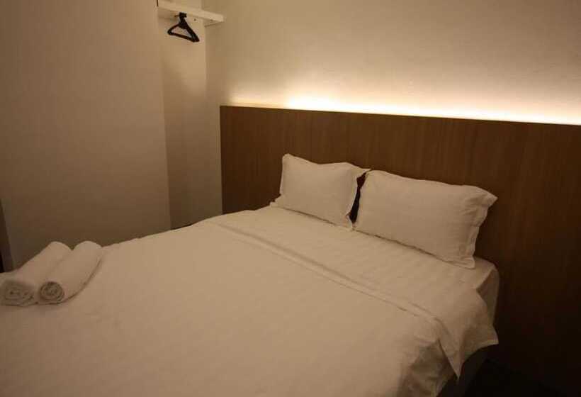 Place2stay Business Hotel @ Metrocity