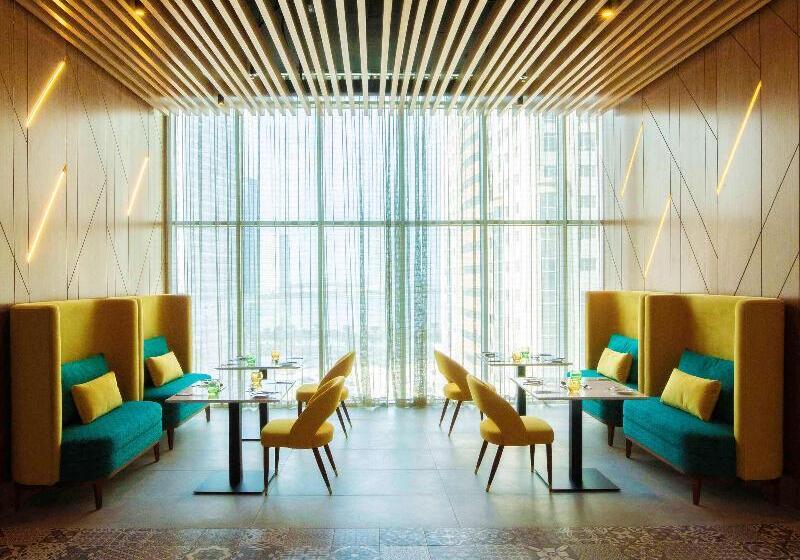 هتل Pullman Sharjah