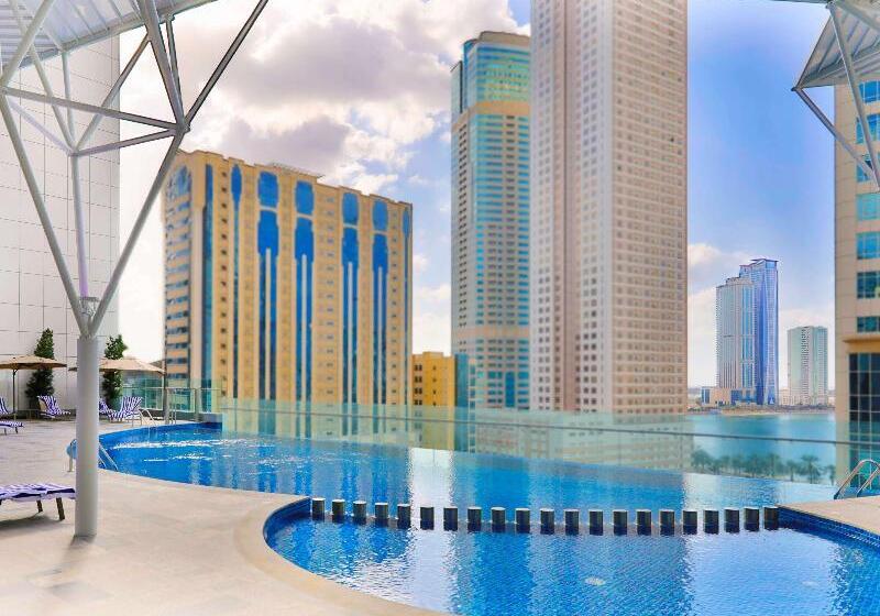 هتل Pullman Sharjah